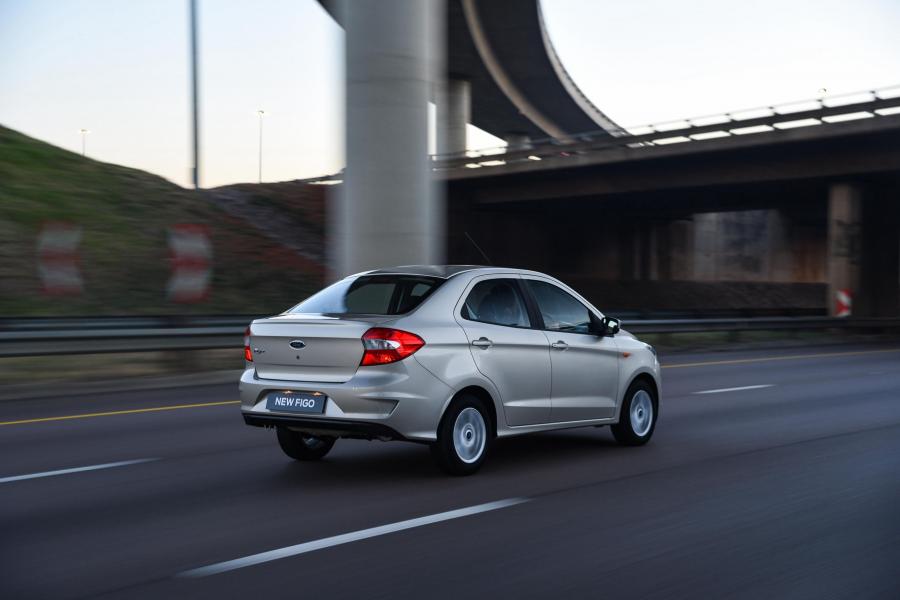  Ford Figo Sedan 2018 года  (фото 32 из 45)